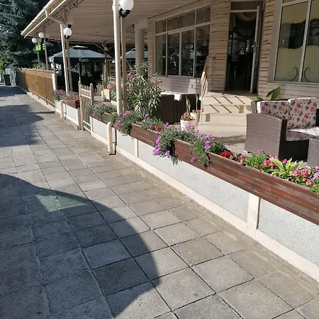 Hotel Astra Rawda