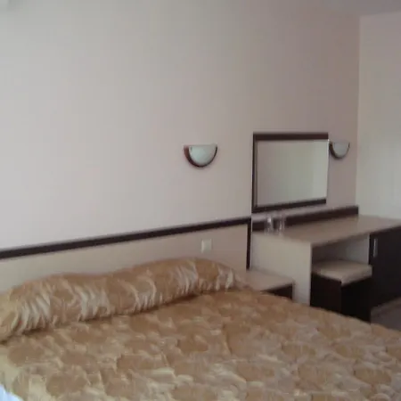 Hotel Astra Rawda